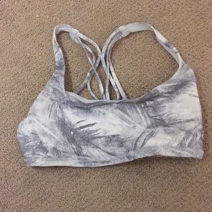 Lululemon sports bra